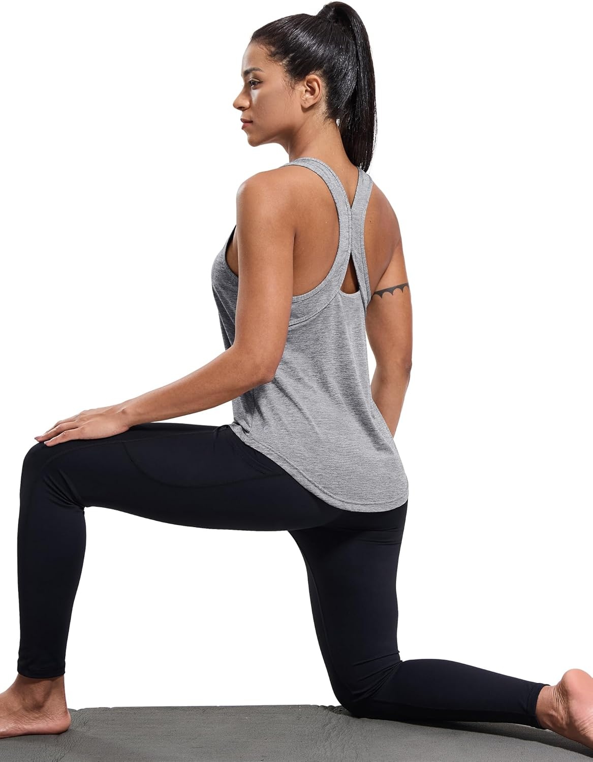 image:imageMIER Workout Tank Tops for Women Racerback Athletic Sleeveless Loose Fit Muscle Tee Shirts Dry Fit Runing Gym Yoga Top SummerHeather Grey